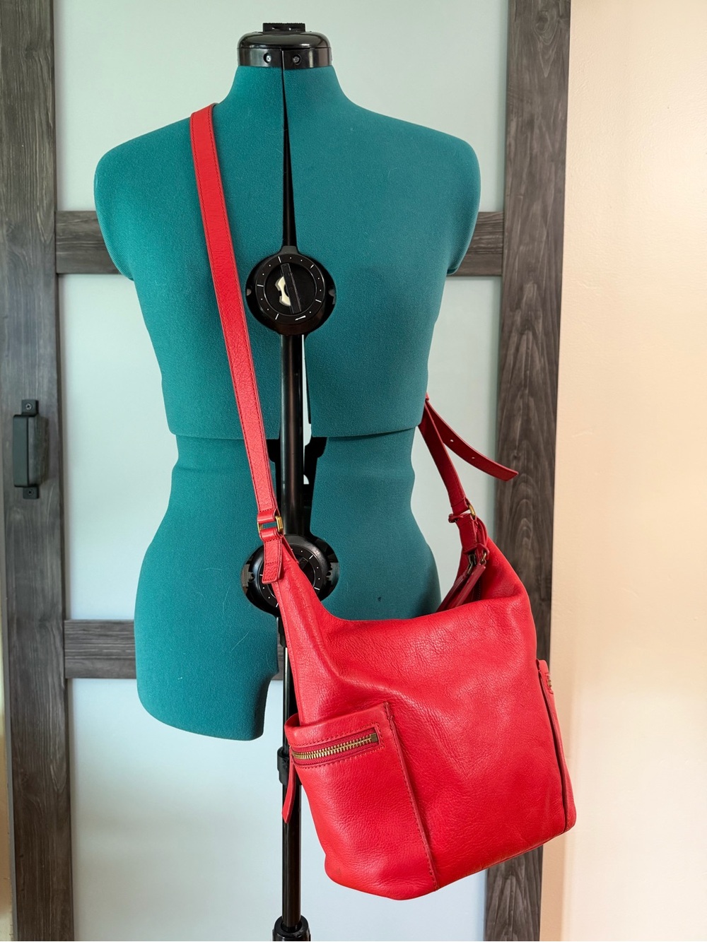 Fossil Red Leather Shoulder Bag with Front Pockets